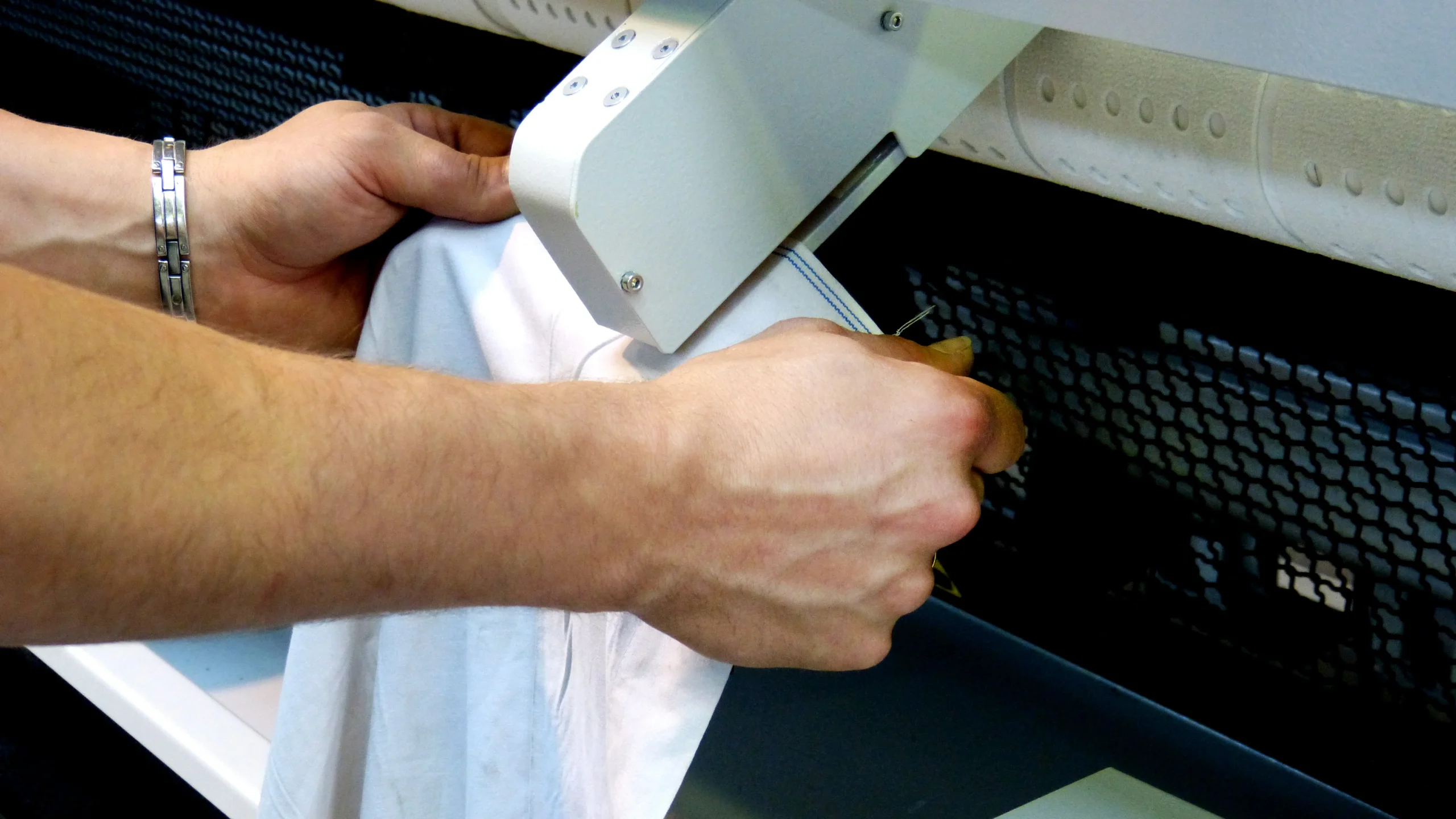 Single-operator feeding for maximum flexibility