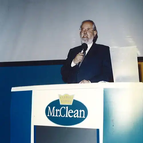 1997 - Girbau opened its South American subsidiary in Brazil.