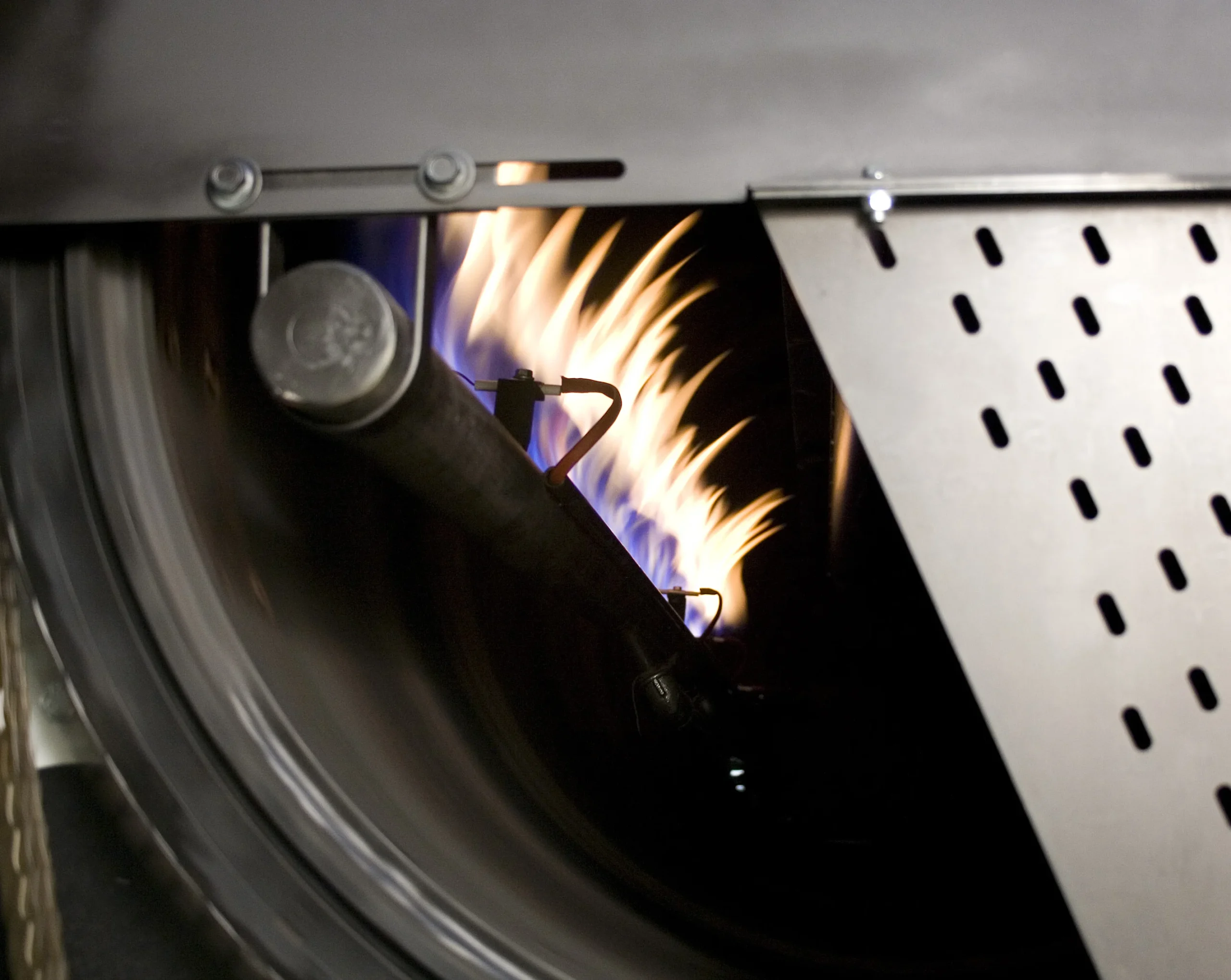 Up to 30 % energy savings with direct ironing