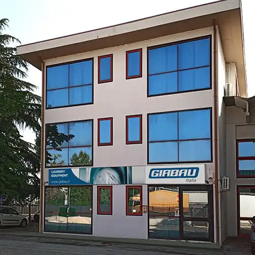 Apertura de la filial de Girbau en Italia.