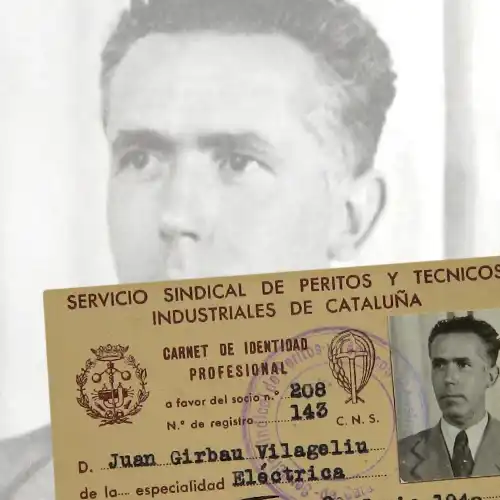 As origens da Girbau estão em uma oficina eletromecânica administrada por Pere Girbau Barbosa, bisavô da atual geração de CEOs da Girbau. Mais tarde, seu filho, Joan Girbau Vilageliu, começou a fabricar as primeiras máquinas de lavar.