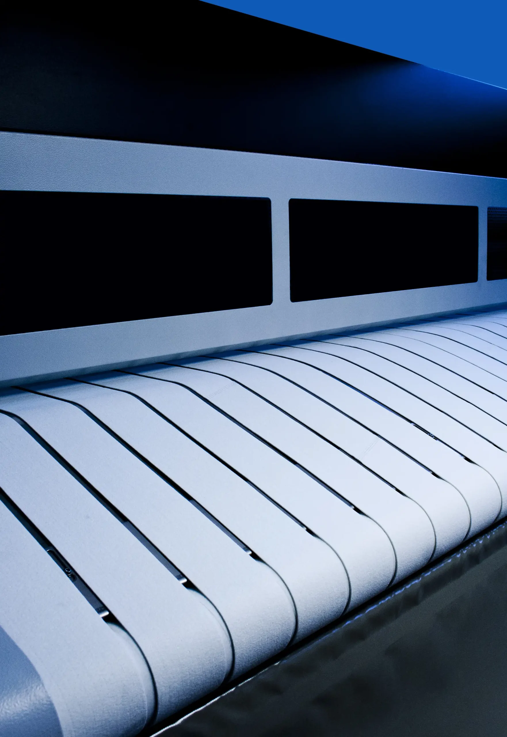 Ironing speeds of up to 50 m/min deliver high productivity