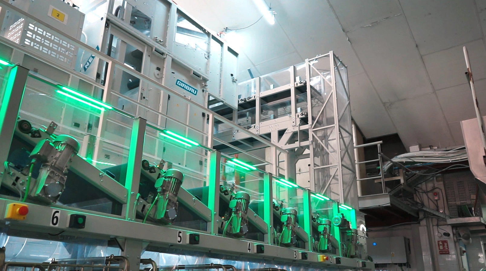 Interhospitalia: Automation of Hospital Laundry Sorting with Girbau Sortech